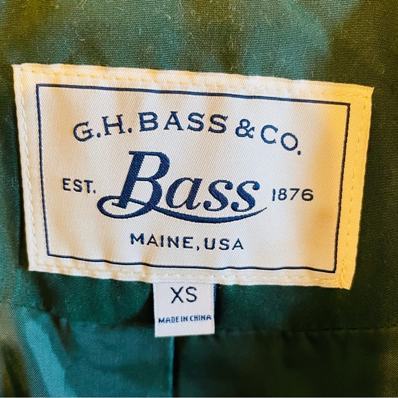 G.H. Bass & Co. Pine Green Quilted Vest with Pockets and Button Front HOC Winter - Picture 6 of 6